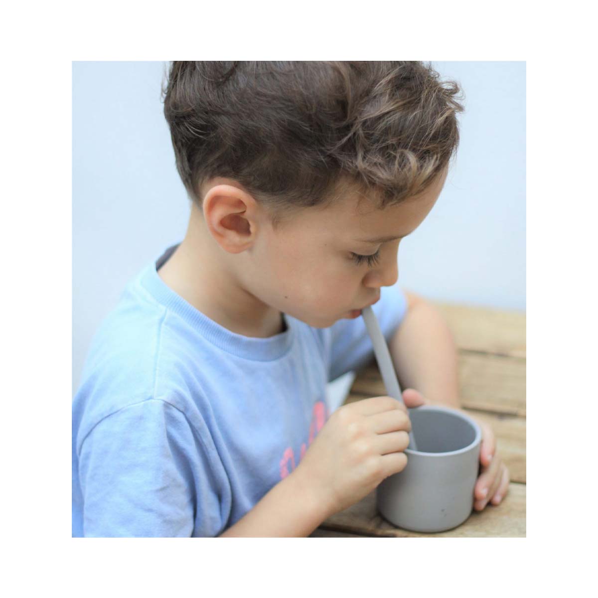 Minikoioi - მინიკოიოი საწრუპი 2 ცალი და ჯაგრისი ვარდისფერი 1444 2