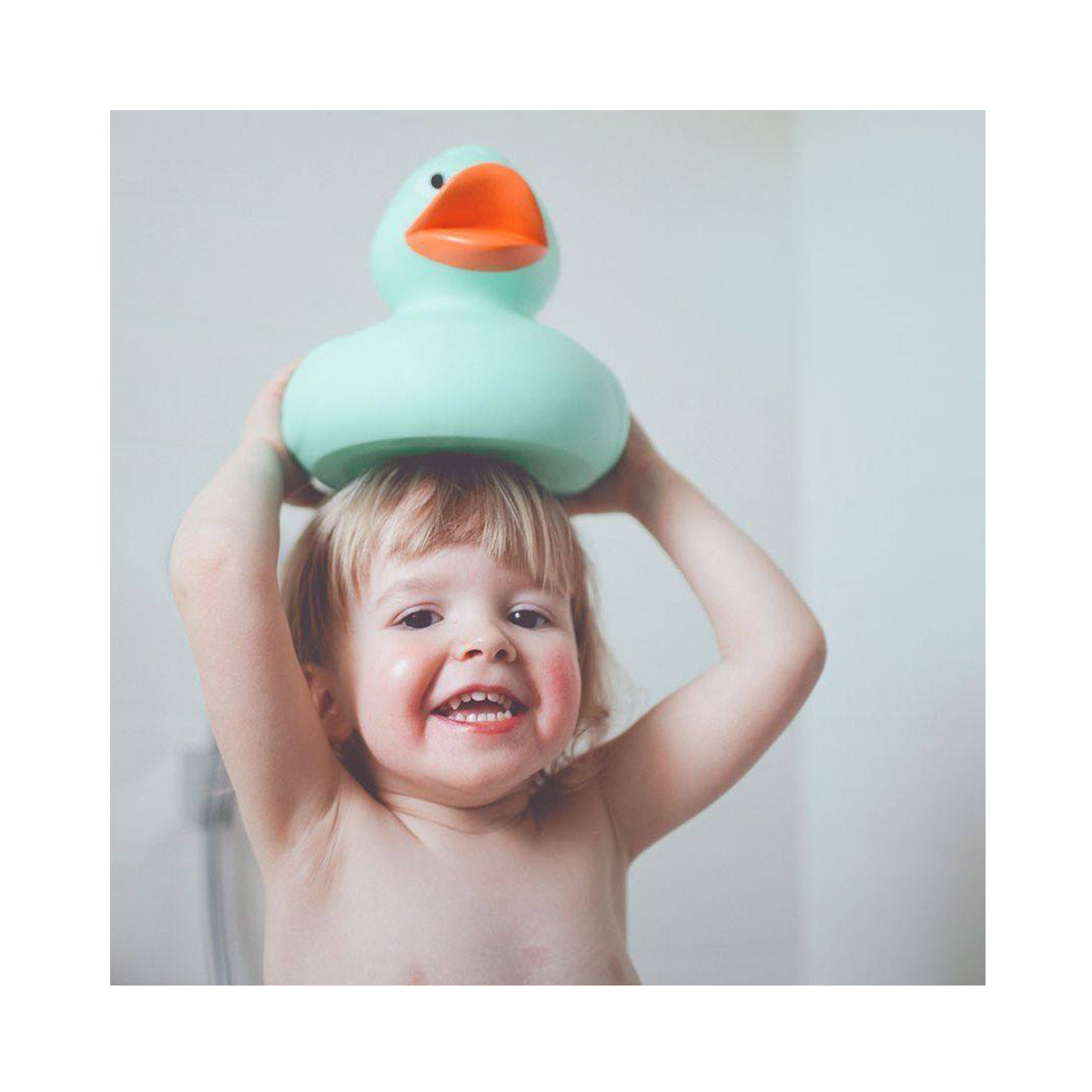 Isabelle Laurier - იზაბელ ლაურიერი აბაზანის სათამაშო იხვი დიდი 3481 3