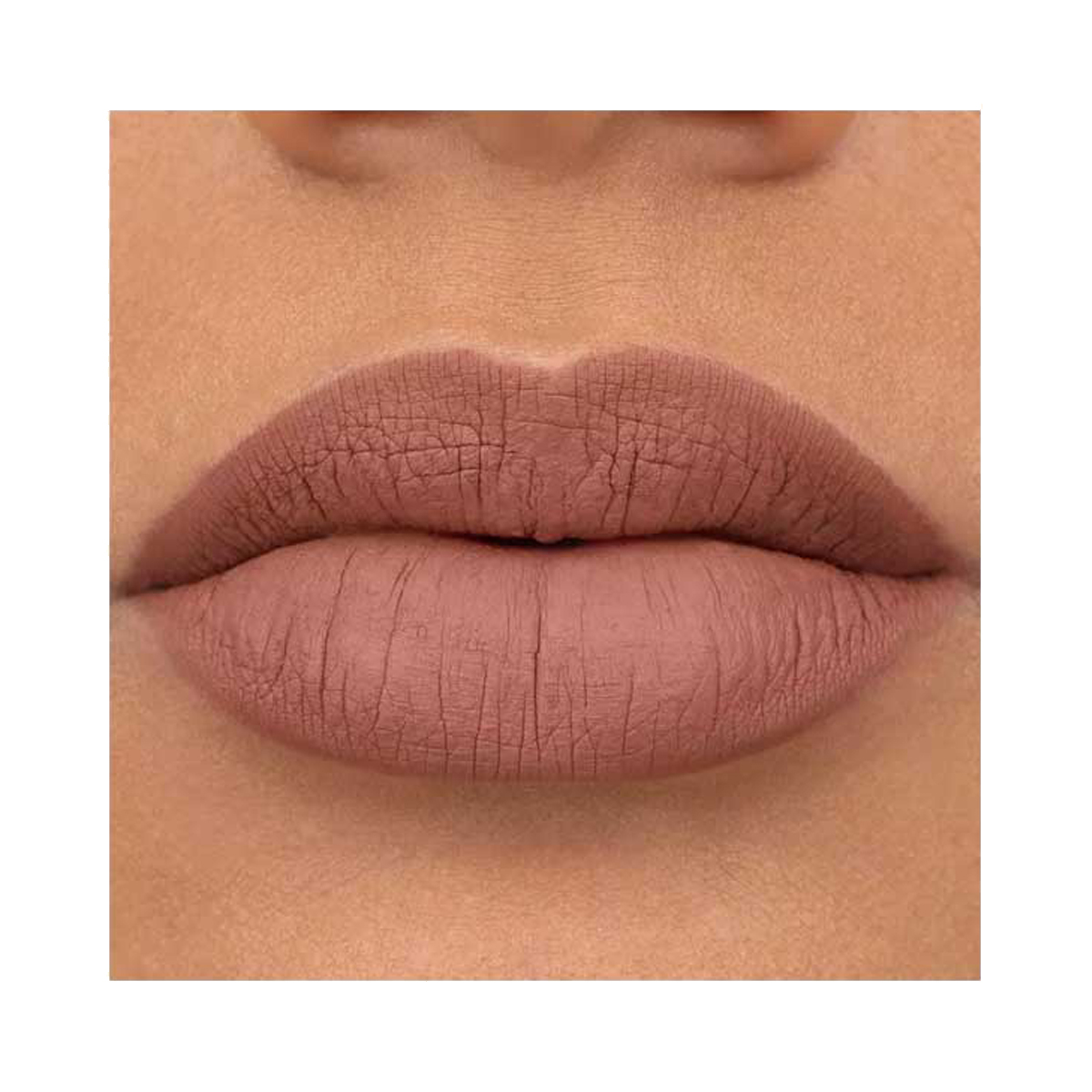 Essence - ესენსი 8სთ ტუჩსაცხი 01 1652 2