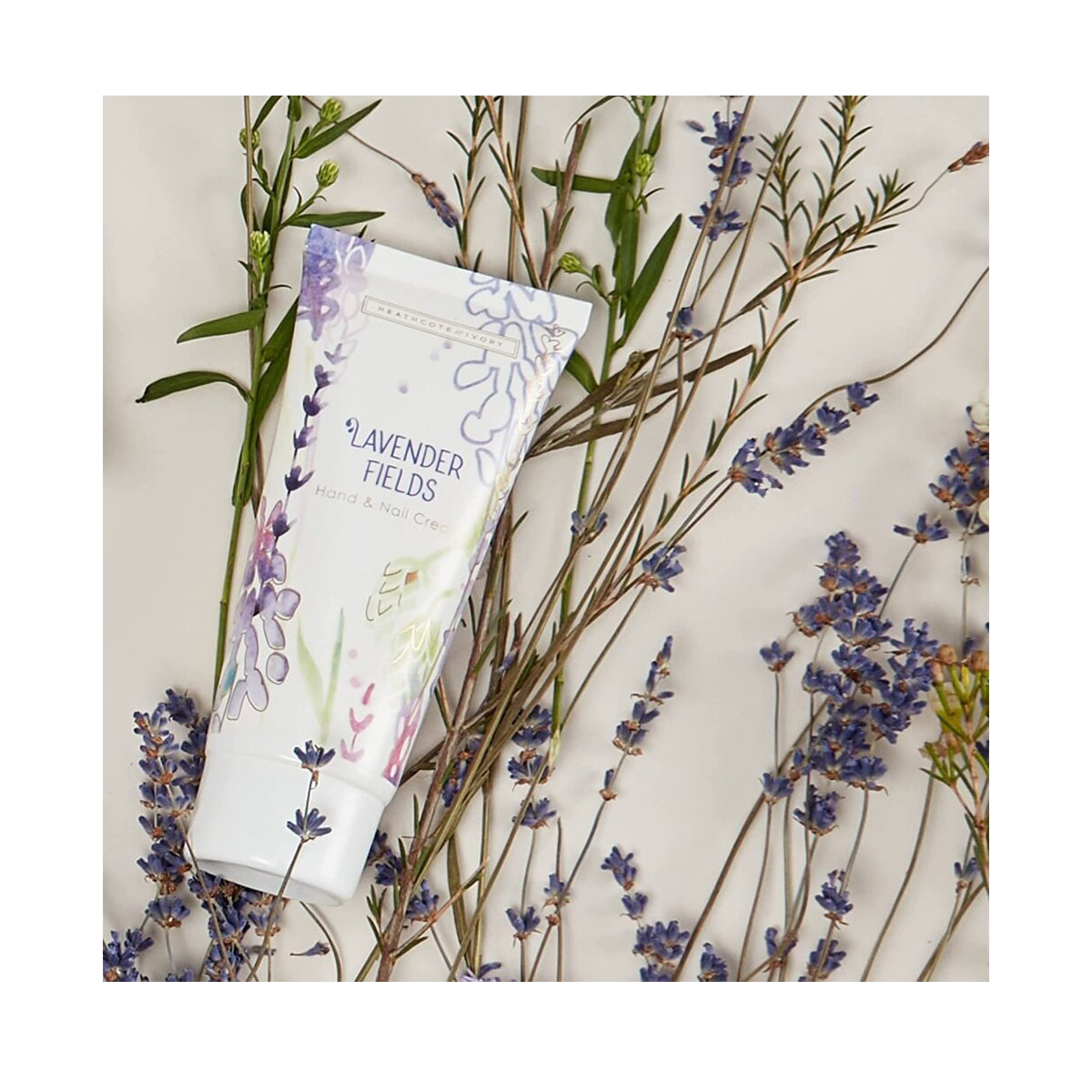 Heathcote And Ivory - ჰესკოტი და აივორი ხელის და ფრჩხილის კრემი 100მლ Lavender Fields 1813 3
