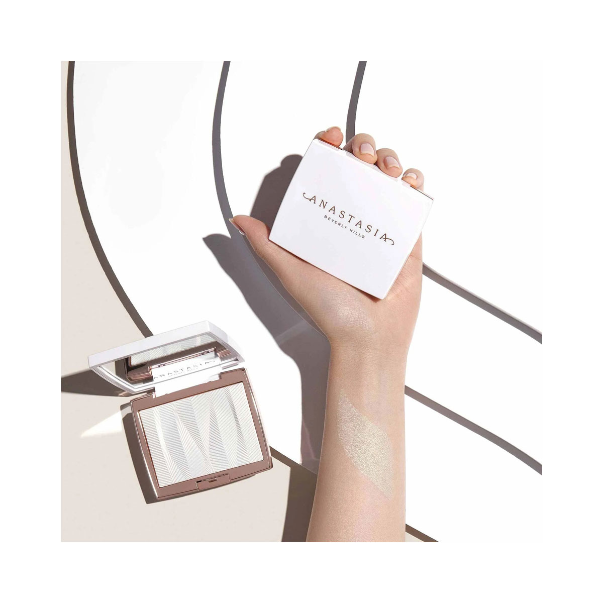 Anastasia Beverly Hills - ანასტასია ბევერლი ჰილს ჰაილაითერი Iced Out 0123 3